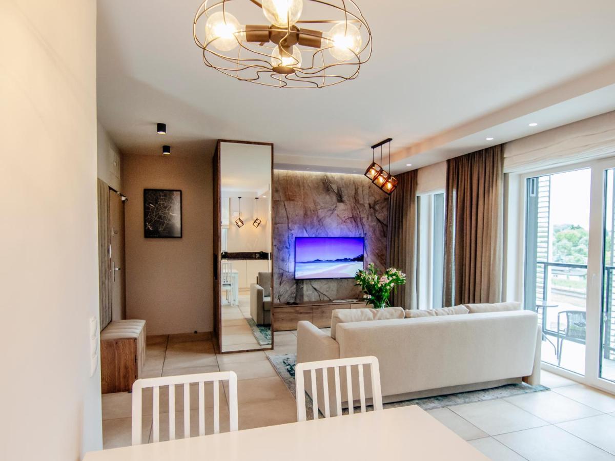 El Apartments - Orion พอซนาน ภายนอก รูปภาพ